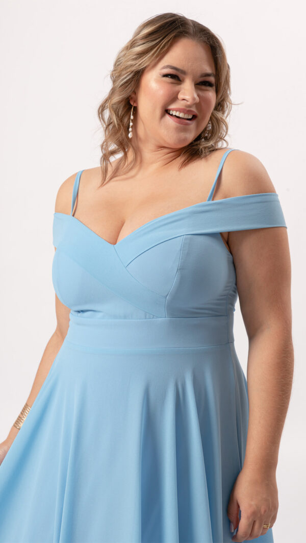 Vestido de Festa Plus Size em Crepe Chiffon Alça Fina - Image 9